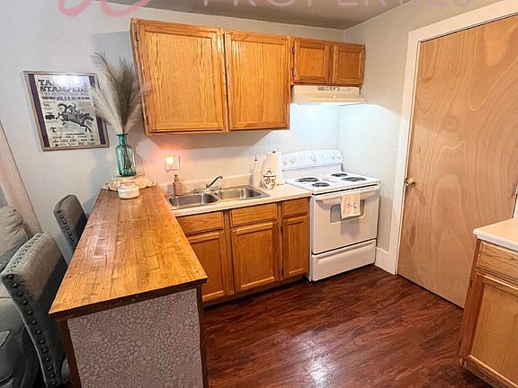 5th image of 1093 W Sloan St #B