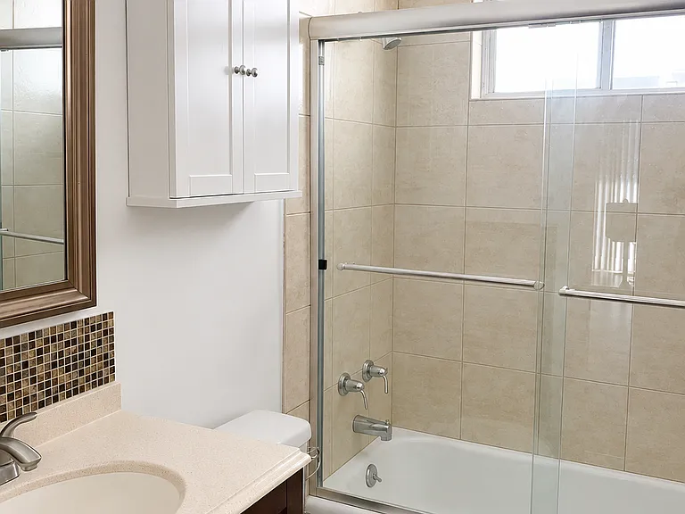 817 S Bedford St #4 — Photo 4