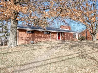 82 Coraopolis Rd, Coraopolis, PA 15108