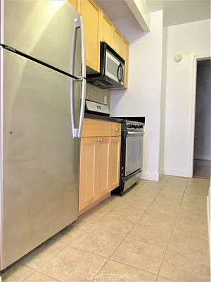 Rented by City Connections Realty | media 17