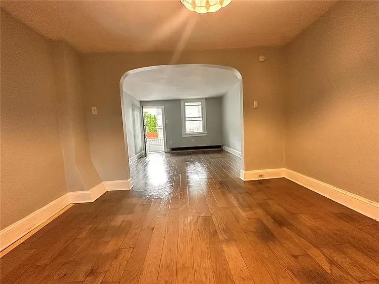 305 Union St #305 — Photo 2