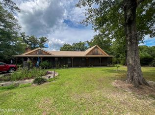 1997 Vernal River Rd, Lucedale, MS 39452