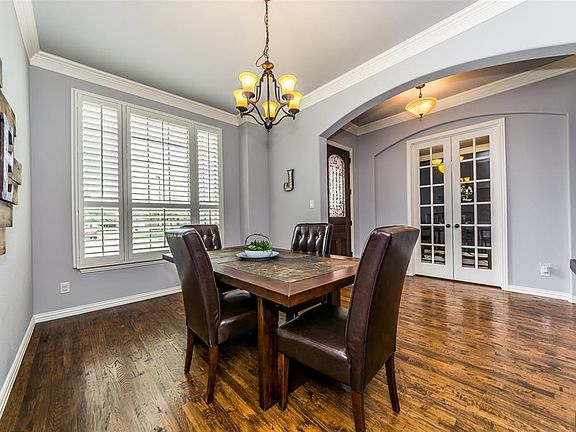 3rd image of 1607 Bear Creek Dr