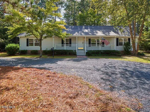 124 Cottonpatch Pl, Southern Pines, NC 28387