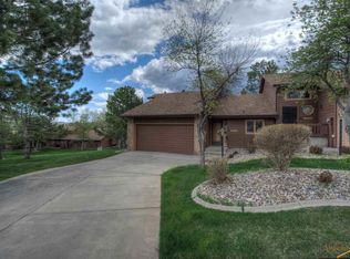 4827 Mountain Springs Ct, Rapid City, SD 57702