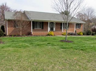 8161 Olde Tavern Rd, Roanoke, VA 24019