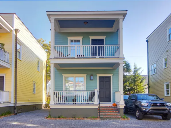 4 Ipswich Ct, Charleston, SC 29403