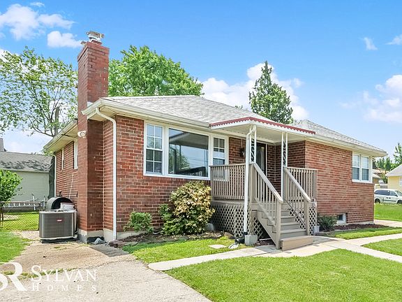2nd image of 38 Brooks Terrace Rd