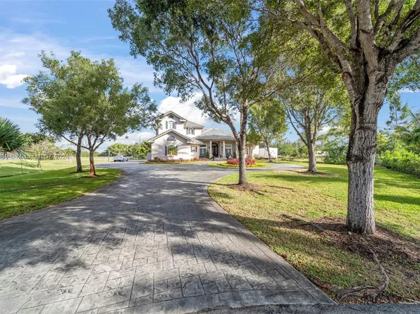 20401 SW 48th Pl, Southwest Ranches, FL 33332