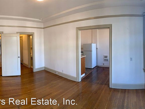3rd image of 655 Steiner St #9269783
