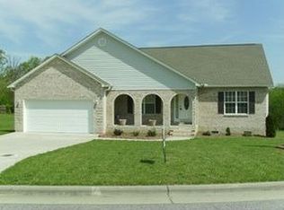 4007 Longview Dr, Archdale, NC 27263