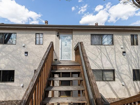 2nd image of 1560 Millpond Ct