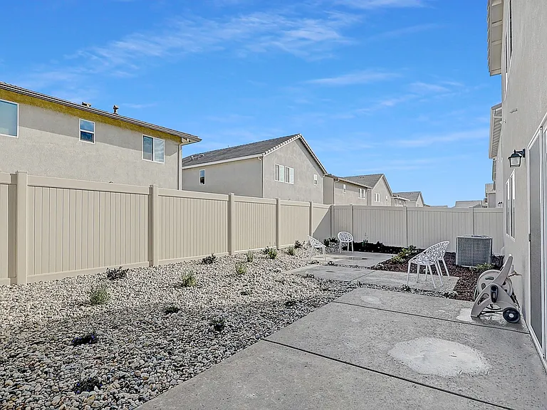 3834 Berrybridge St — Photo 42