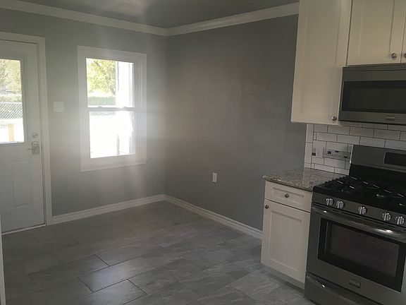 3rd image of 3160 Tex Blvd