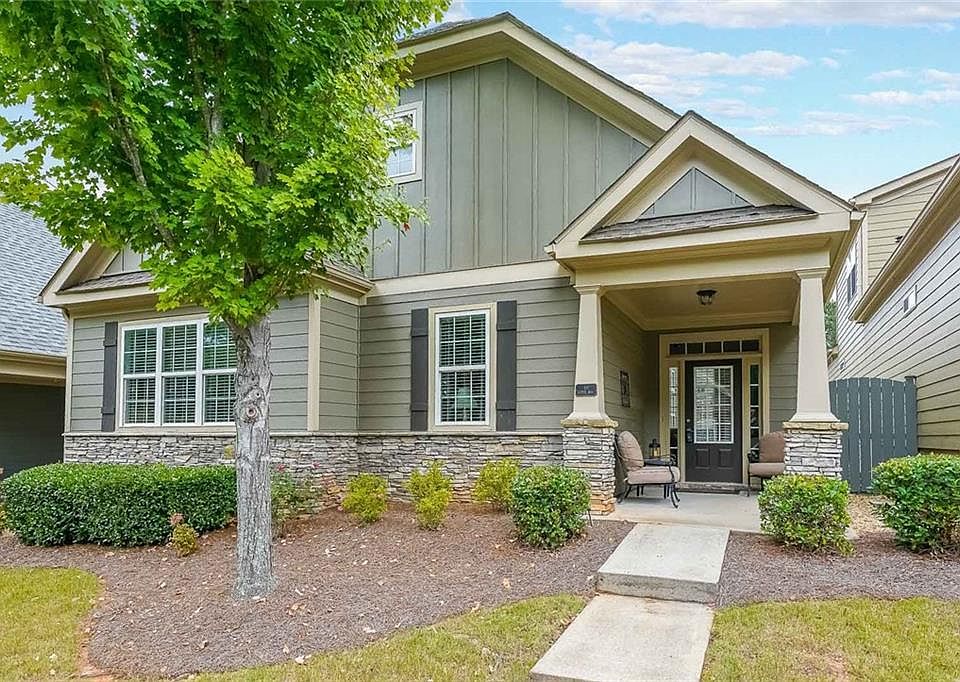 1st image of 339 Glens Way