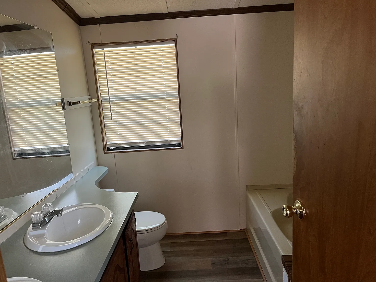 3 bed, 2128 sqft, $1,150 — Photo 3