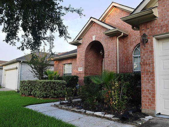 Front of the home -2