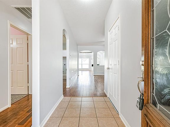 3rd image of 9307 Dune Gate Ct