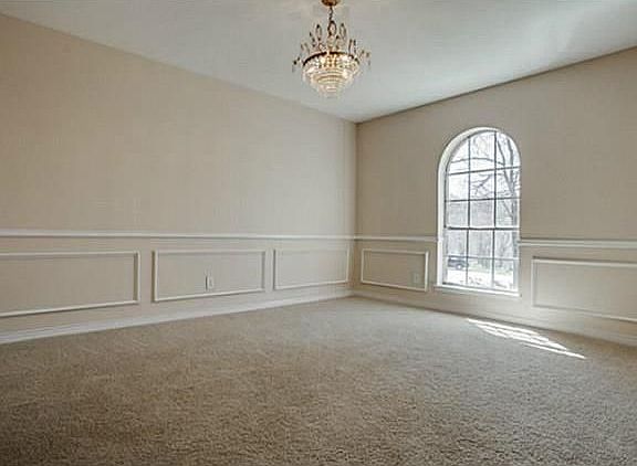 4th image of 1715 Knob Hill Ct