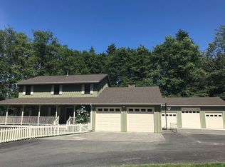 4911 Pleasant Glade Rd NE, Olympia, WA 98516