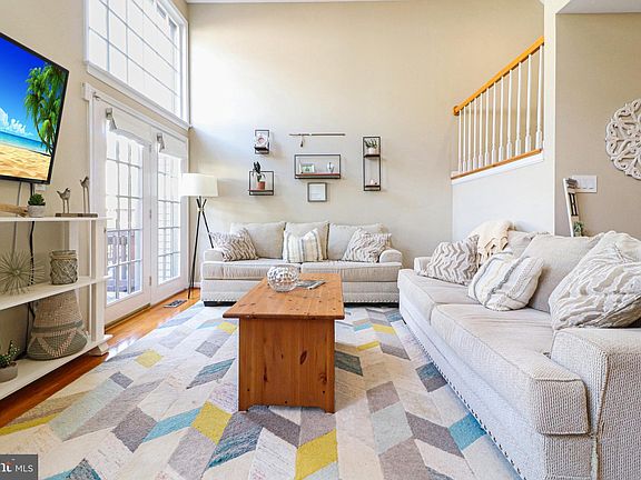 5th image of 14610 Creek Valley Ct