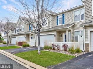 1512 Liberty Cir, Shakopee, MN 55379