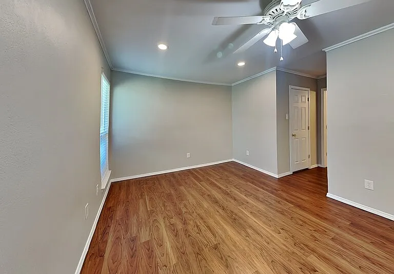 3100 Fairgate Dr — Photo 9