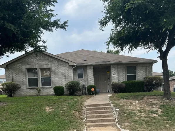 605 Snapdragon Ln, Desoto, TX 75115