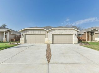 733-737 Blackland Dr, Venus, TX 76084