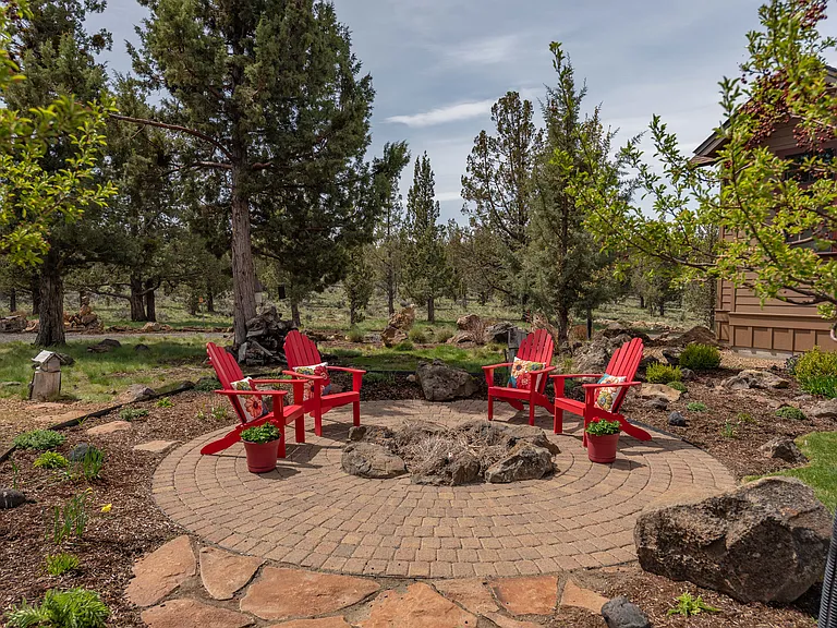 16855 Ponderosa Cascade Dr — Photo 40