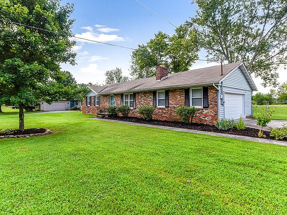 5th image of 2403 Southview Dr