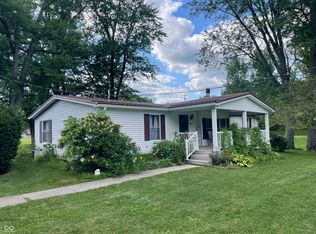 312 S Green St, Bainbridge, IN 46105