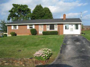 1635 Lancaster Dr NW, Roanoke, VA 24017