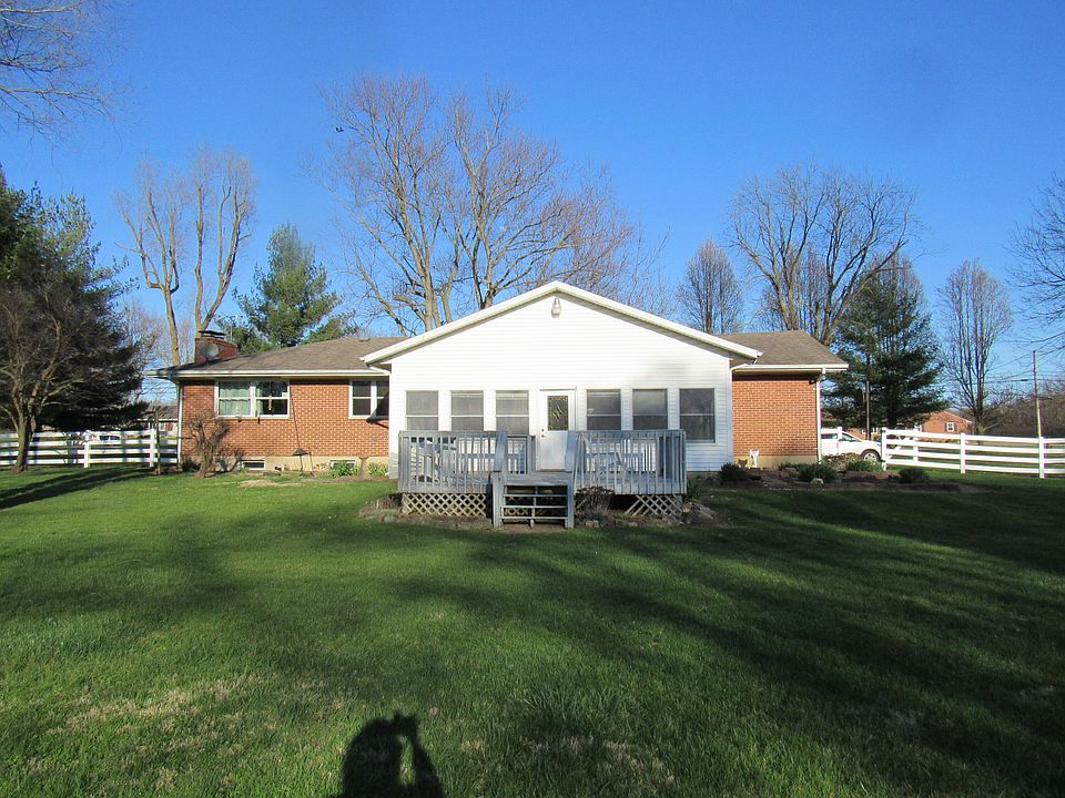 8457 Crestway Dr, Clayton, OH 45315 Zillow