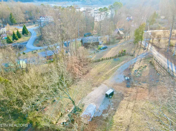 Deer Trail Cir, New Tazewell, TN 37825