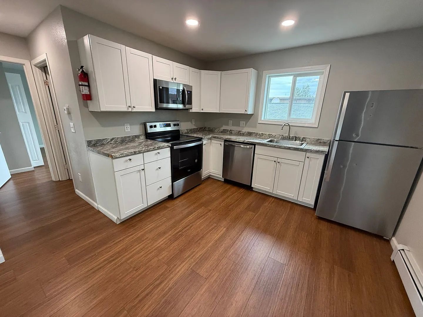 218 N Park Street - MS50/50 — Photo 4
