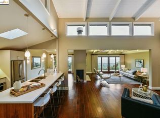 2541 Stockbridge Dr, Oakland, CA 94611