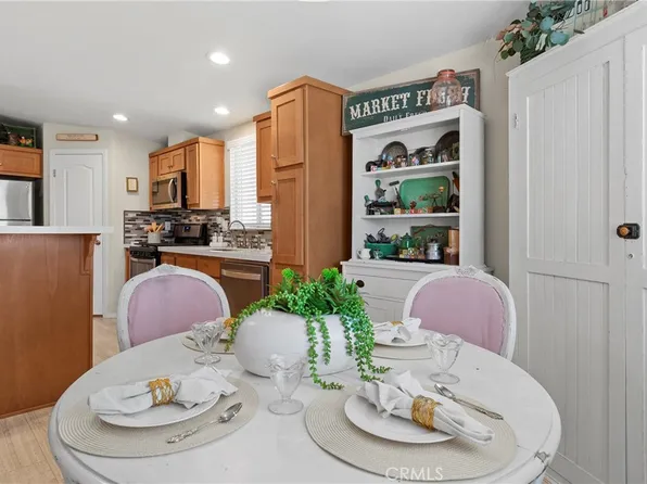 1424 Glengrove Sq, Corona, CA 92882