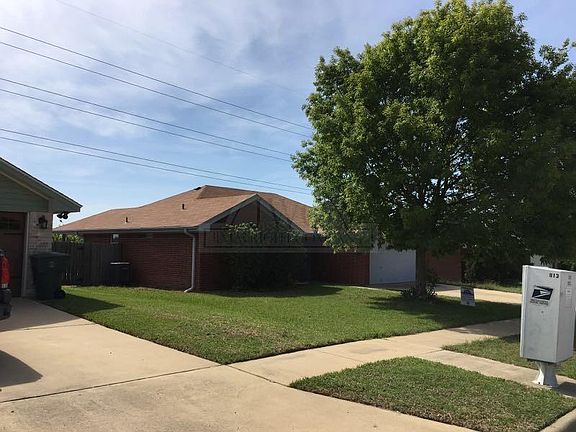 2nd image of 3408 Saul Dr
