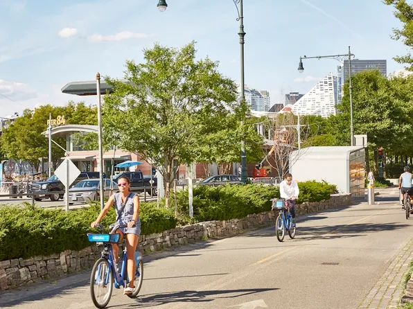 271 West 47th Street image 32 of 40