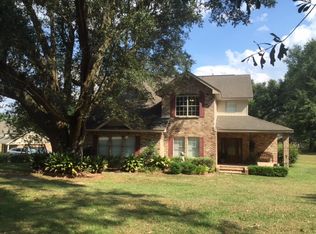 54 Stone Bridge Rd N, Carriere, MS 39426