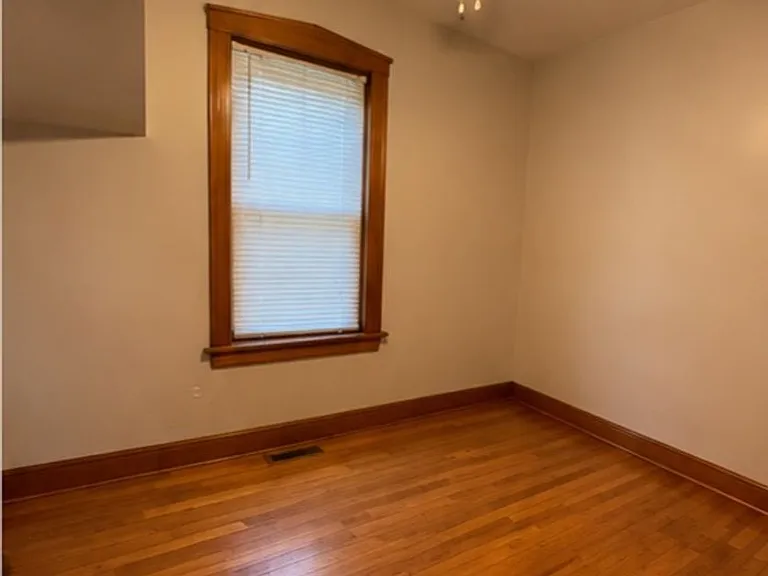 1900 S Highland Ave #1F — Photo 7
