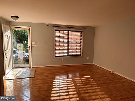 2nd image of 2991 Braxton Wood Ct