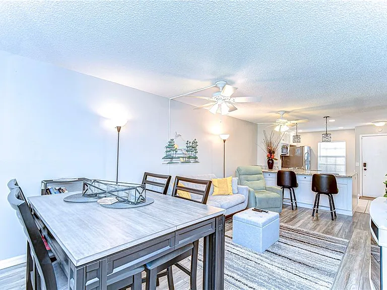 13870 Oakwood Ln — Photo 14