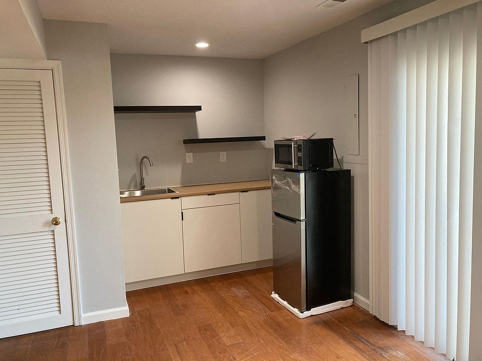 1st image of 5856 Watermark Cir #Basement