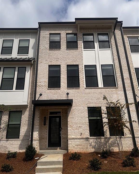 1st image of 602 Alder Way