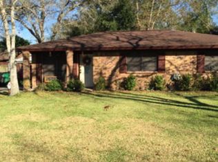 108 Avenue E, Brazoria, TX 77422