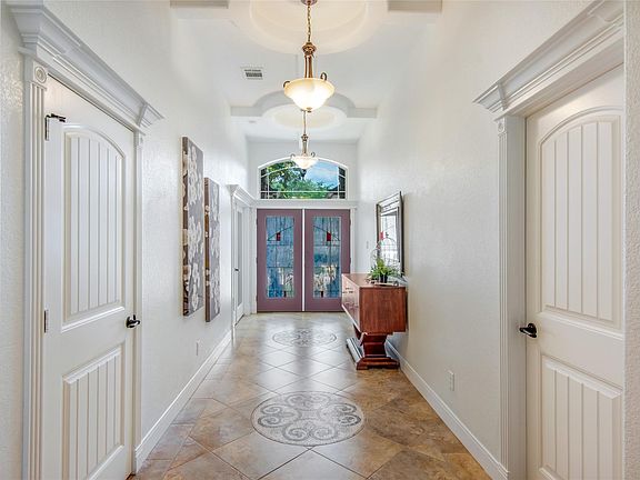 5th image of 11834 Thoreau Dr