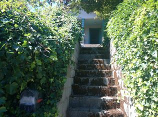 7549 32nd Ave SW, Seattle, WA 98126