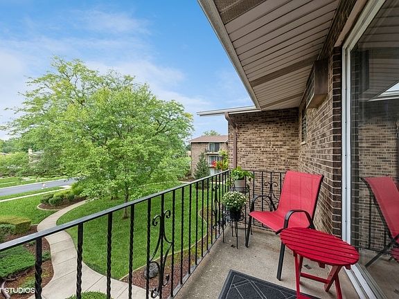 2nd image of 9024 W 140th St APT 3B